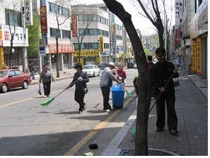 상가주변 합동 청소 등 쾌적한 상가 우리손으로 (청결유지관리책임자운영)의 3번째 이미지