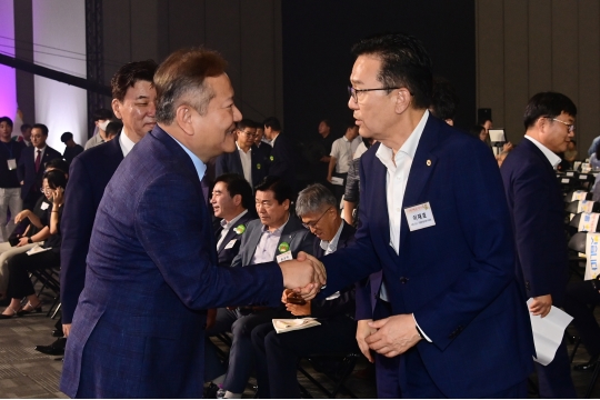 이재호 연수구청장, 행안부 장관에 현수막 법 개정건의